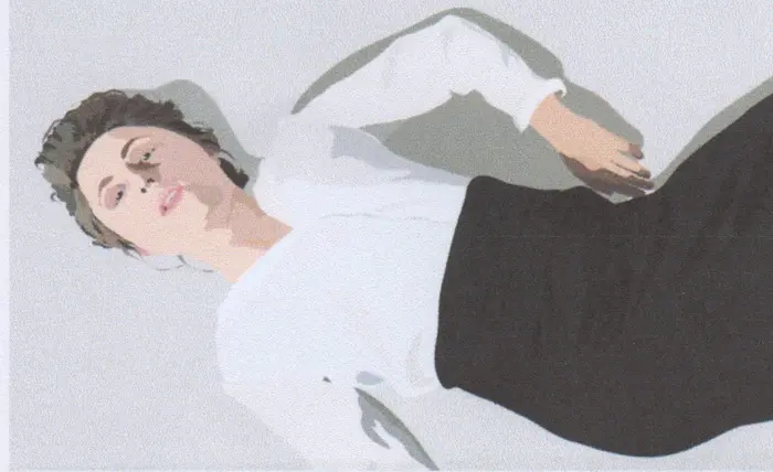 eine animierte Figur der Kommunistin Rosa Luxemburg liegt auf dem Rücken vor uns.