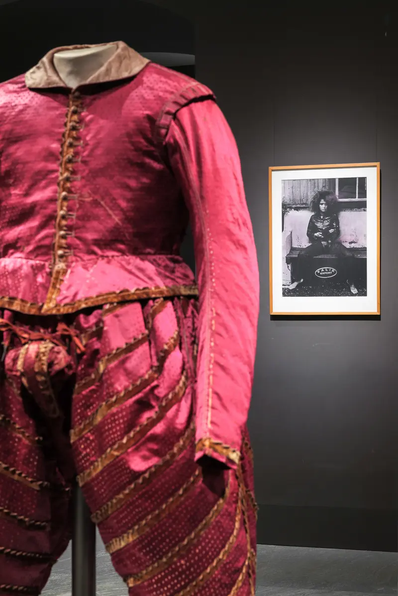 Exhibition view in the rooms of the Electoral Wardrobe